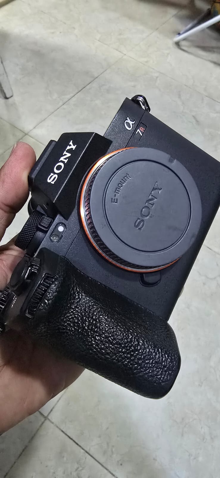 Sony a7 r5