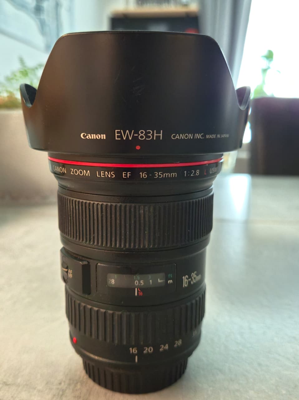 Canon EF 16-35mm f/2.8L USM 